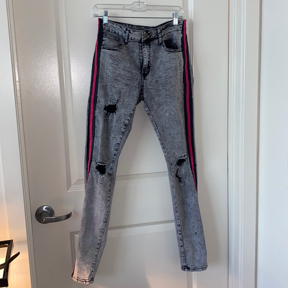 Distressed Side-Striped Skinny Jeans
